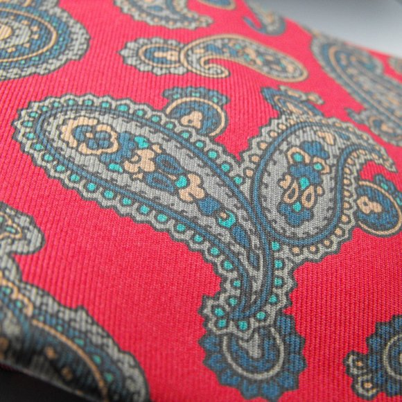 Halston Men's Tie - Picture 2 of 3